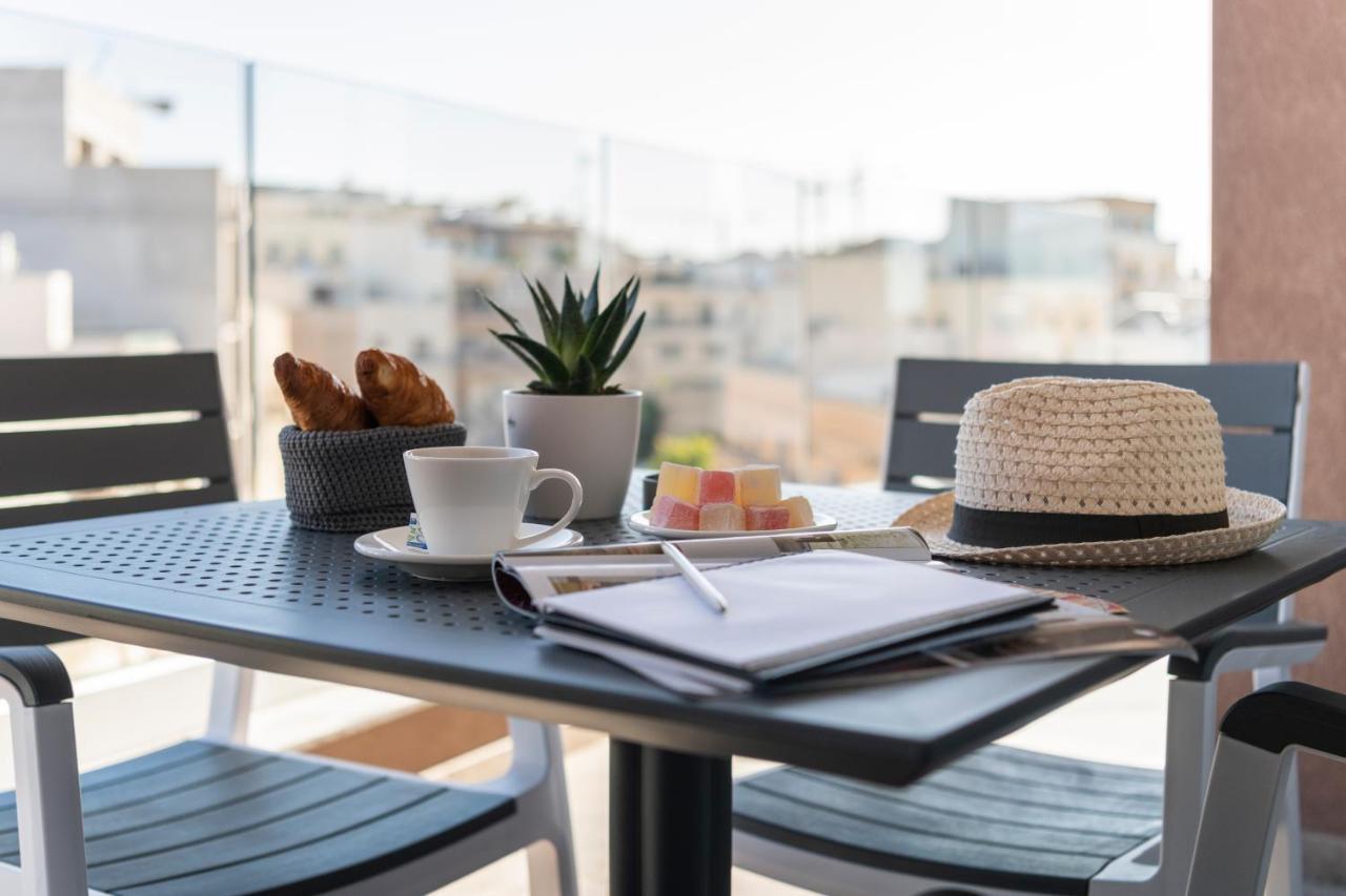 StayMela Apartments - Birkirkara Dış mekan fotoğraf